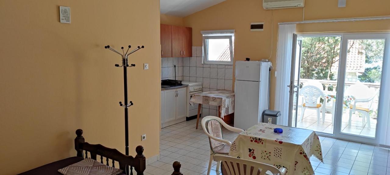 Apartmani Jovanovic Luštica Buitenkant foto