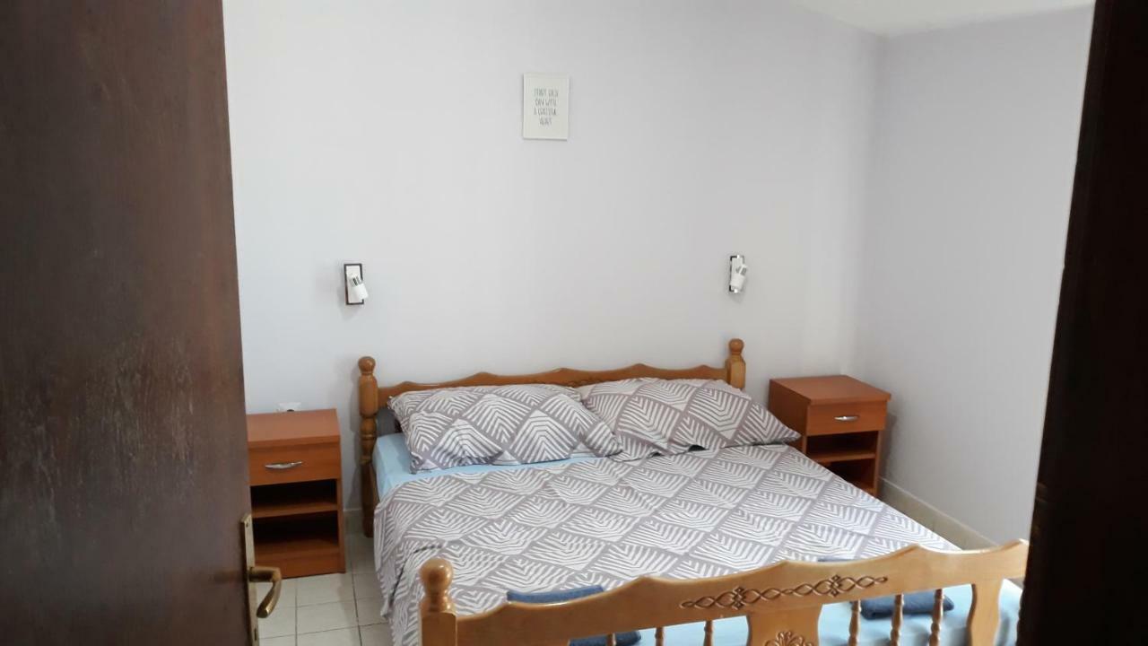 Apartmani Jovanovic Luštica Buitenkant foto